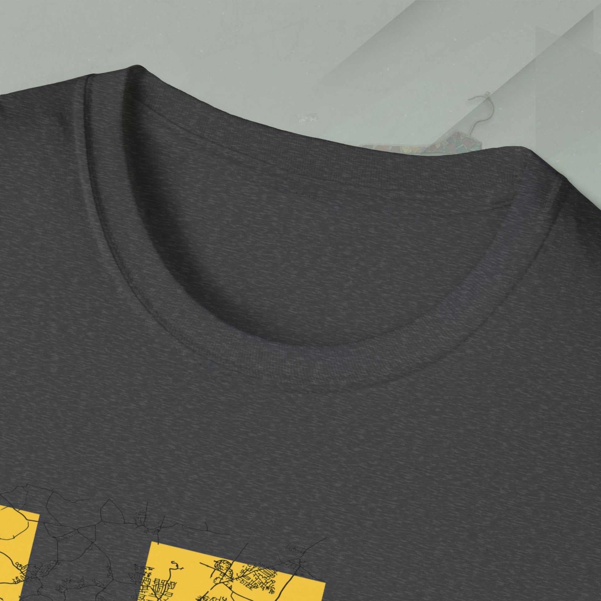 LE1 LEGEND Unisex Softstyle T-Shirt