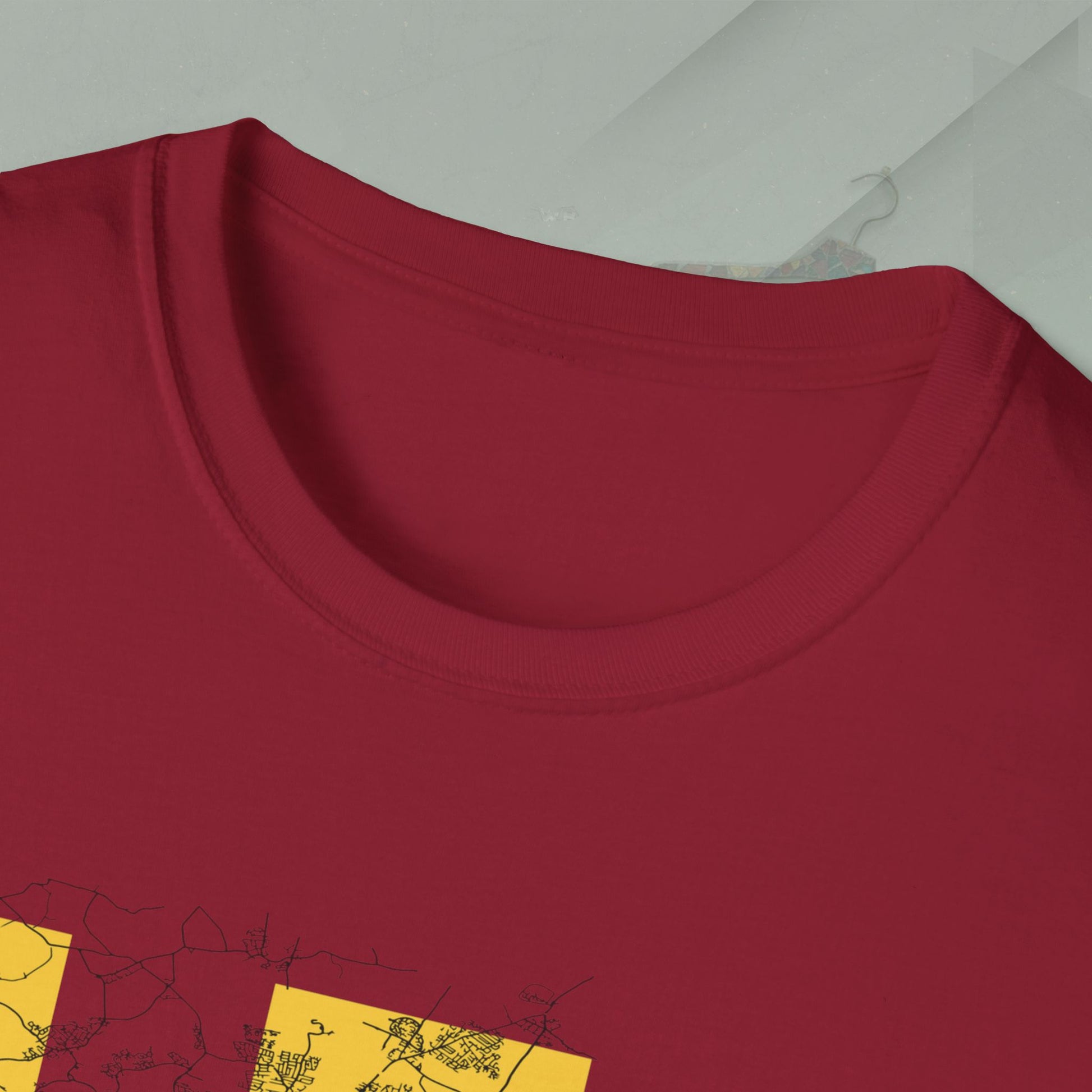 LE1 LEGEND Unisex Softstyle T-Shirt