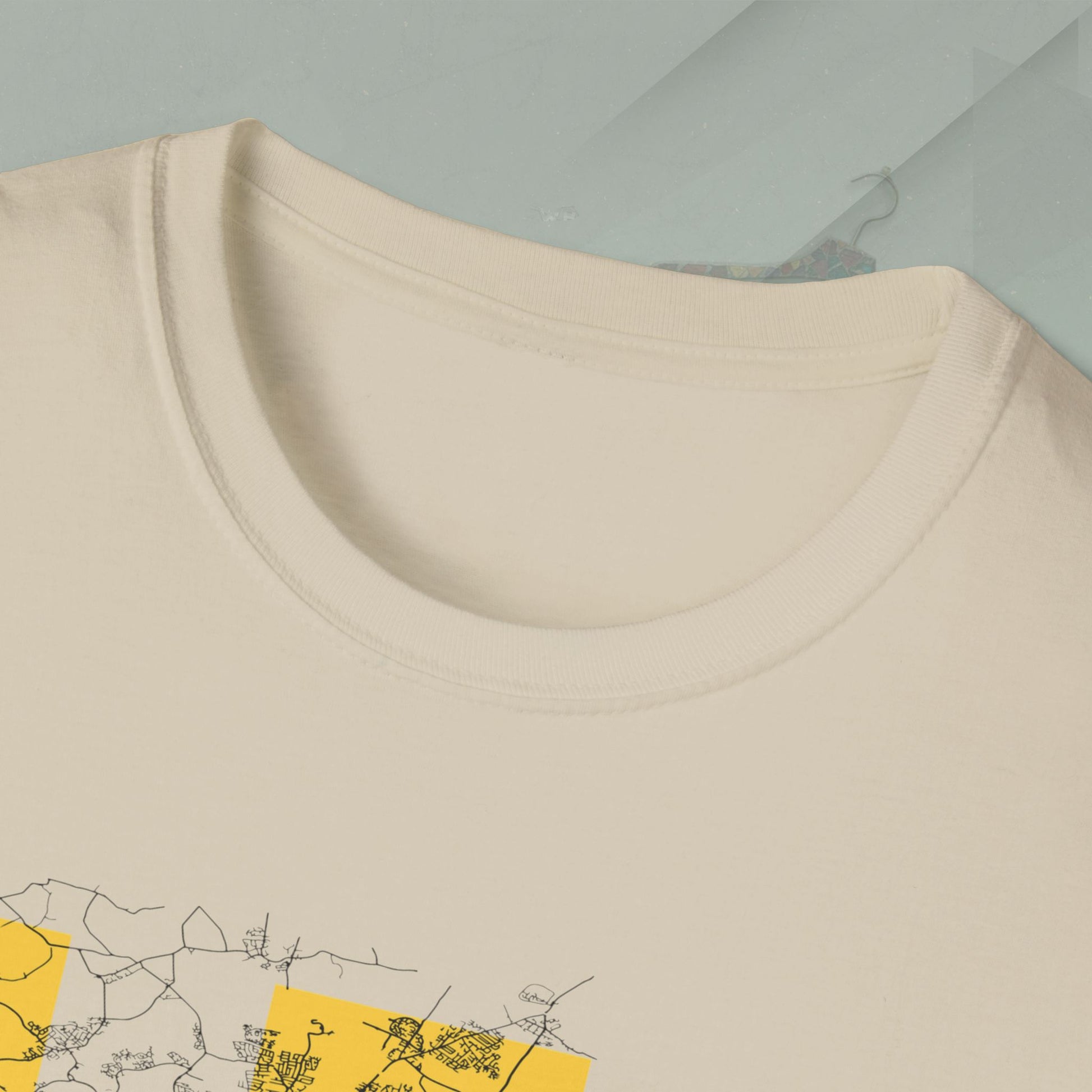 LE1 LEGEND Unisex Softstyle T-Shirt