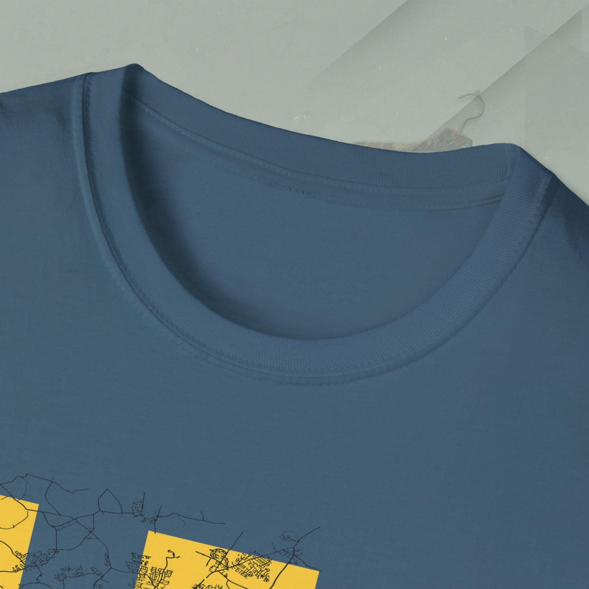 LE1 LEGEND Unisex Softstyle T-Shirt