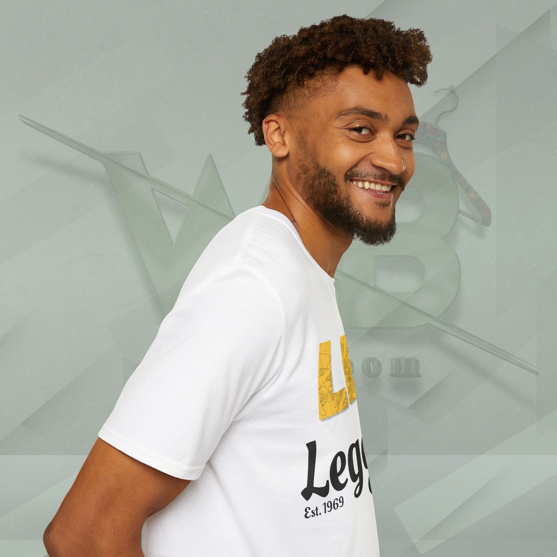 LE1 LEGEND Unisex Softstyle T-Shirt