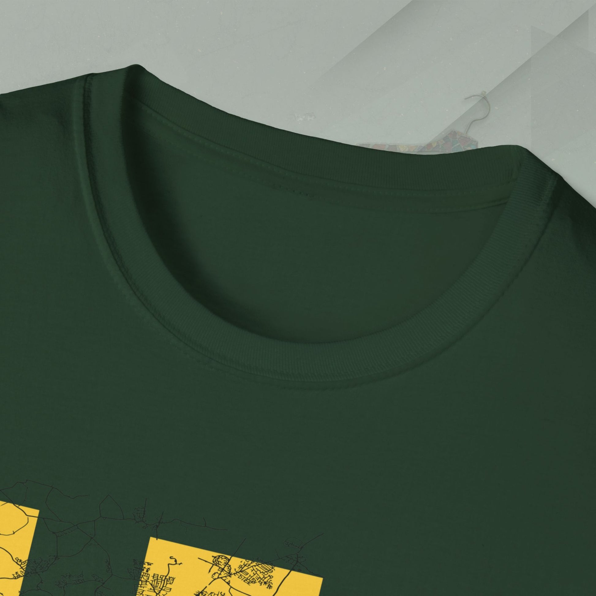 LE1 LEGEND Unisex Softstyle T-Shirt